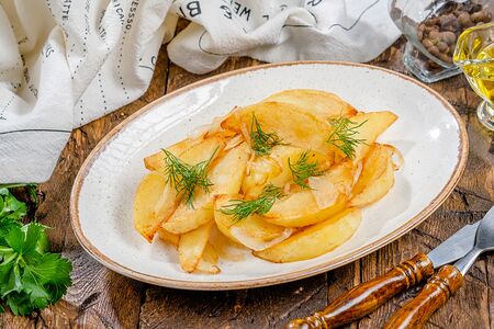 Картофель жаренный по-домашнему