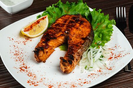 Семга на углях