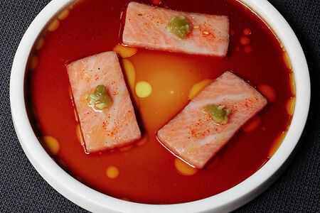 Тунец о-торо, соус понзу