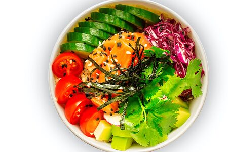 Поке с лососем в соусе Понзу