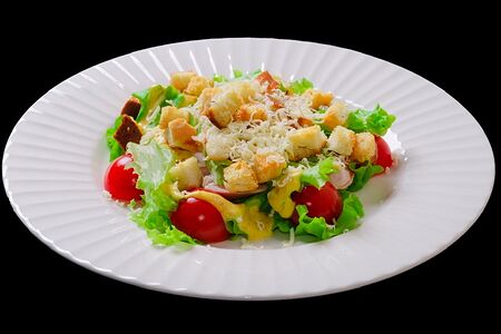 Салат Цезарь с курицей