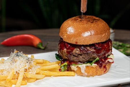 Фирменный бургер