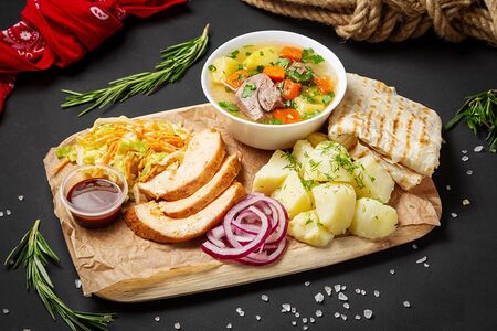 Ланч с куриной грудкой