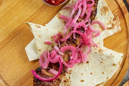 Свинина на шпаге