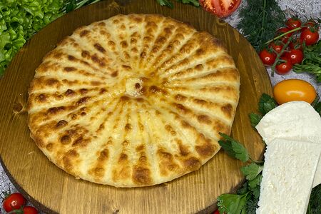 Пирог с сыром и черемшой средний