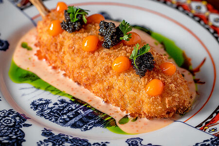 Котлета a la Russe с двумя видами икры
