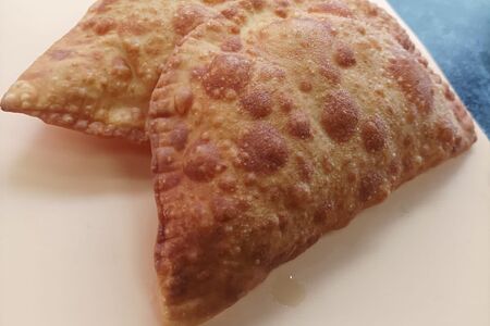 Чебуреки с сыром