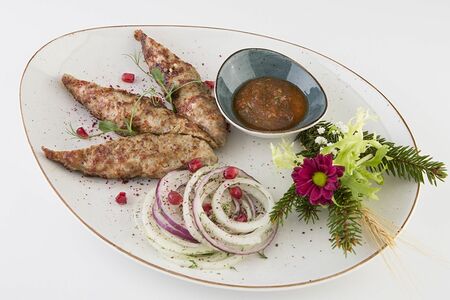 Люля-кебаб из баранины и телятины