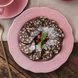 Шоколадная колбаса с кизиловым вареньем