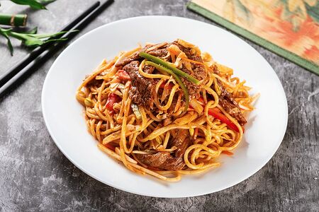 Вок с говядиной