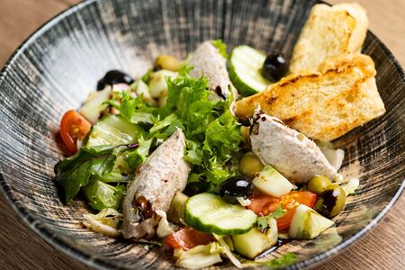 Туна салат с тунцом