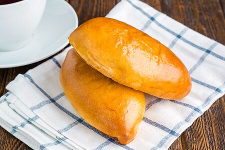 Пирожок с мясом