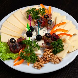 Сырная тарелка