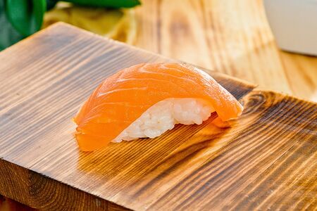 Сяке нигири