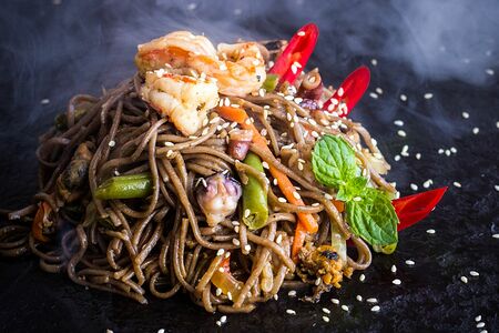 Соба с креветкой