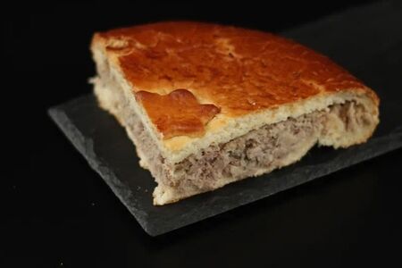 Четверть пирога с мясом