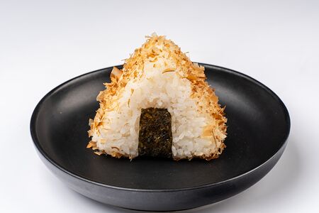 Онигири Тунец спайси