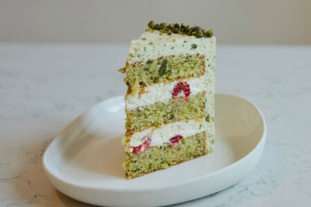 Кусочек торта - Фисташковый