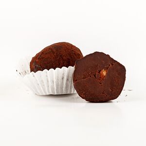 Трюфель темный с коньяком и миндалем