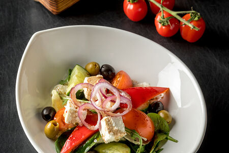 Салат Сиртаки