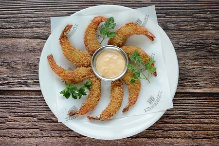 Хвосты креветок с соусом лемонграсс