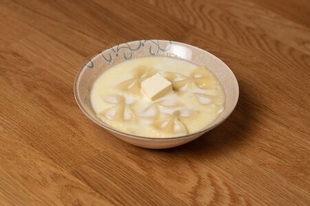 Суп молочный с бантиками