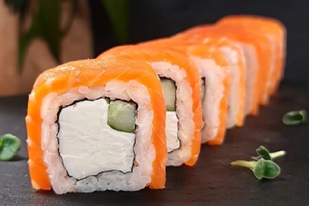 Ролл Филадельфия с лососем