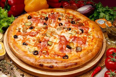 Пицца Деревенский шашлычок большая