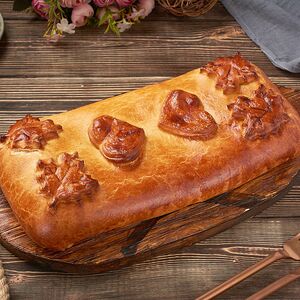 Пирог с малиной и творожным креметте