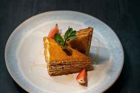 Торт Медовик