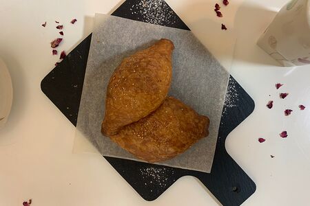 Пирожок c курицей и рисом