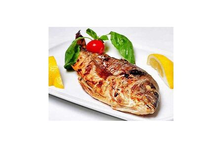 Дорадо и соус наршараб