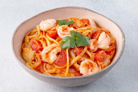 Wok том ям с креветками L