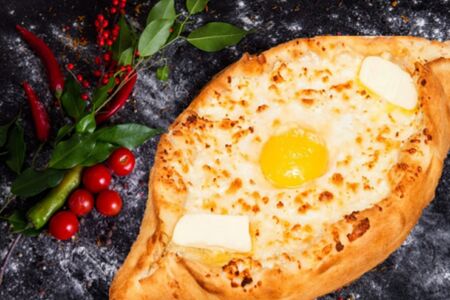 Хачапури по-аджарски