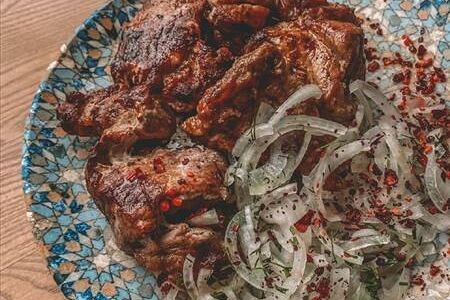 Шашлык из свинины в классическом маринаде