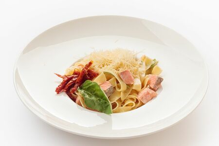 Паста с лососем