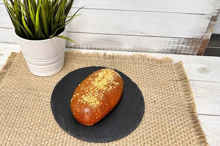 Пирожок с брусникой