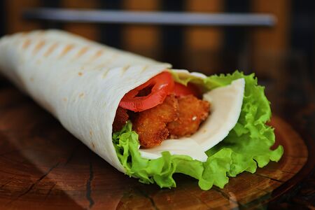 Чикен ролл