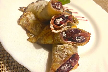 Блинчики с вишней