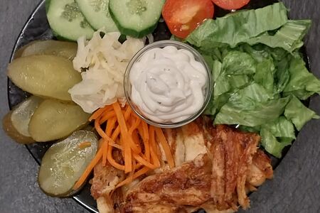 Шаурма на тарелке