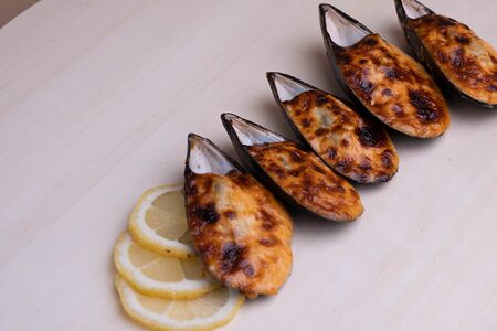 Мидии запечённые