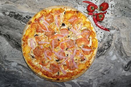 Европейская (ветчина, пепперони, грибы, помидоры)