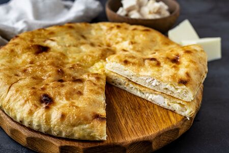 Пирог с курочкой и сыром