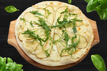 Пицца Груша & Горгонзола