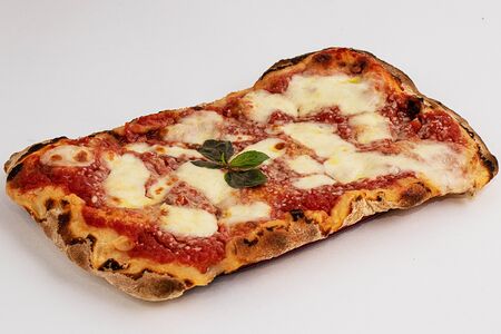 Римская пицца Маргарита