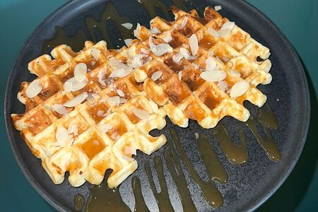 Творожные вафли с карамелью