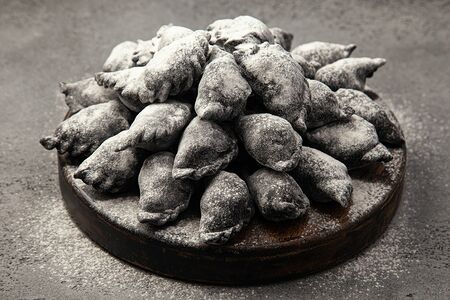 Замороженные вареники с крабом и креветкой