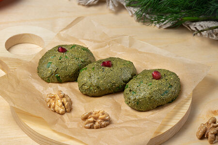 Пхали шпинат с орехами