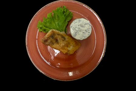 Судак с соусом