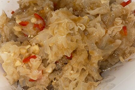 Коралловый гриб на соевом меде и чили